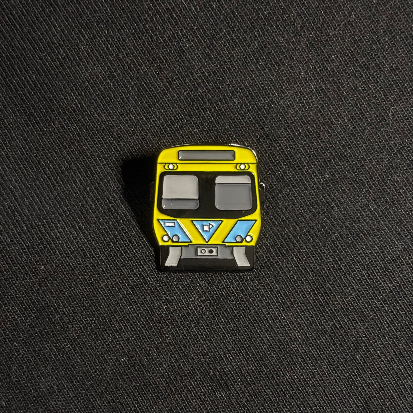 MEL train pin (Comeng)