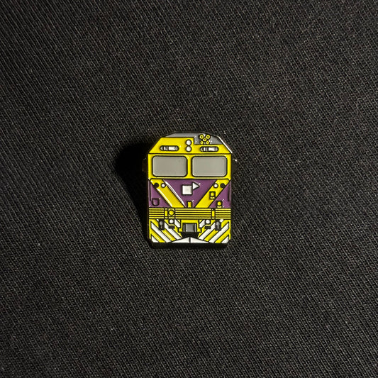MEL VIC train pin (N Class loco dark purple)